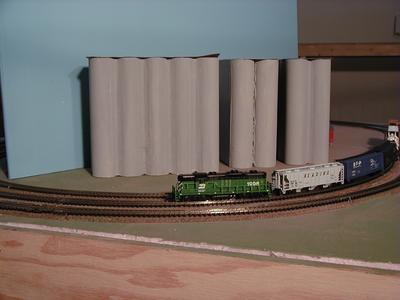 N scale demonstration layout - dinkytown